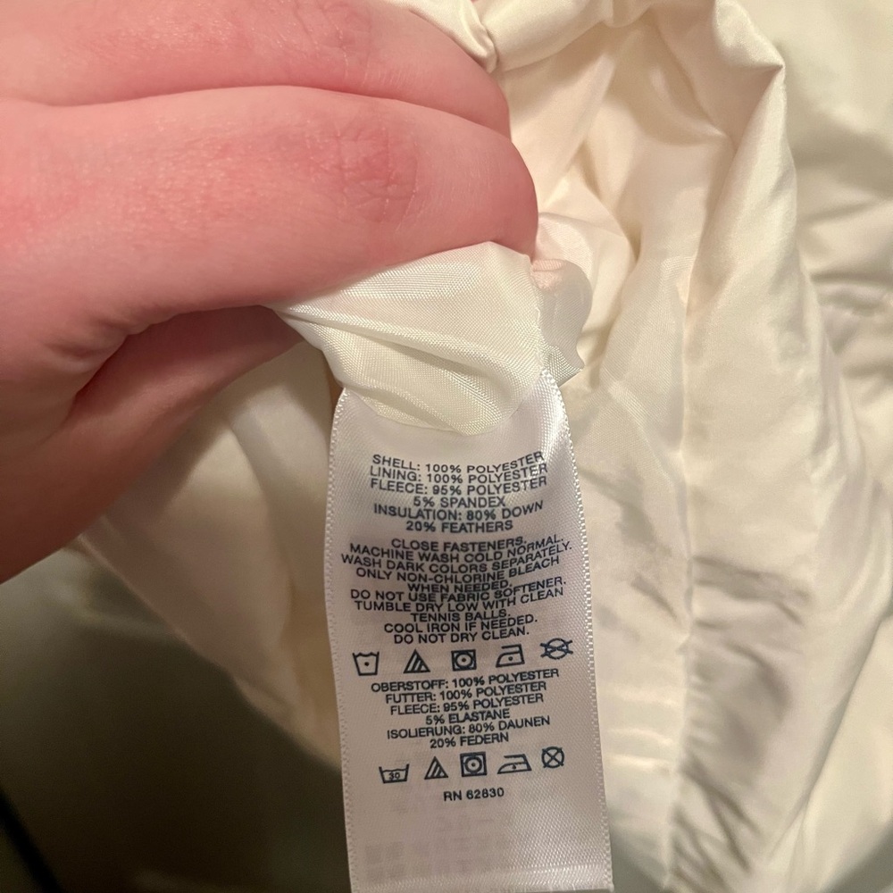 Lands' End Women’s Size M White Puffer Quilted Vest - Picture 6 of 7